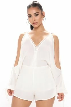 Fashion Nova Skyler Cold Shoulder Romper - White