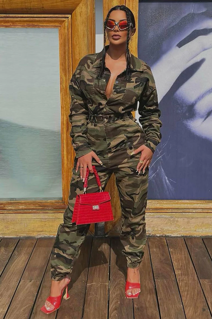 Fashion Nova Daniela Long Sleeve Camo Jumpsuit - Camouflage